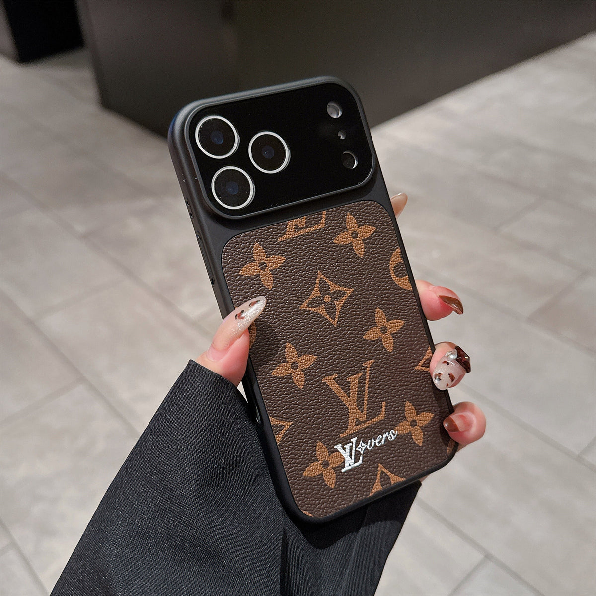 Lv Lens Protection Iphone Case 14-17 / Pro / Pro Max