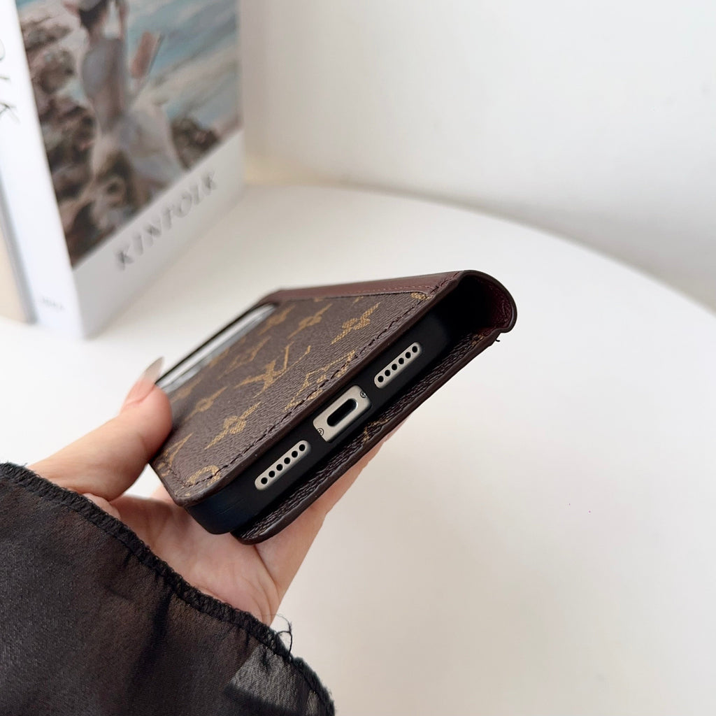 Louis V Folio Wallet Case Iphone 17 Series