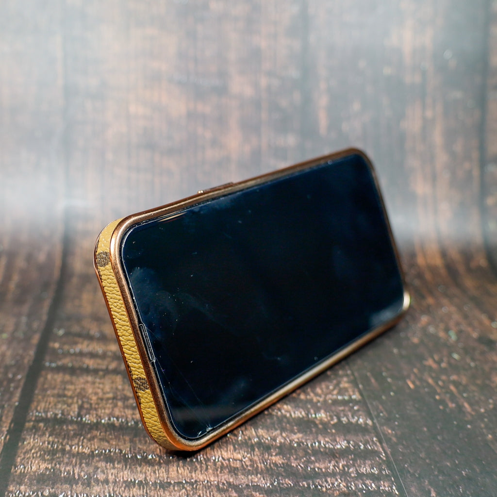 Lv Iphone Case With Strap Folding Style For 11 12 13 14 15 Pro Max Plus / Latte