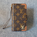 Lv Iphone Folio Case For Iphone 11 12 13 14 15 16 Pro Max Plus / Brown Edges