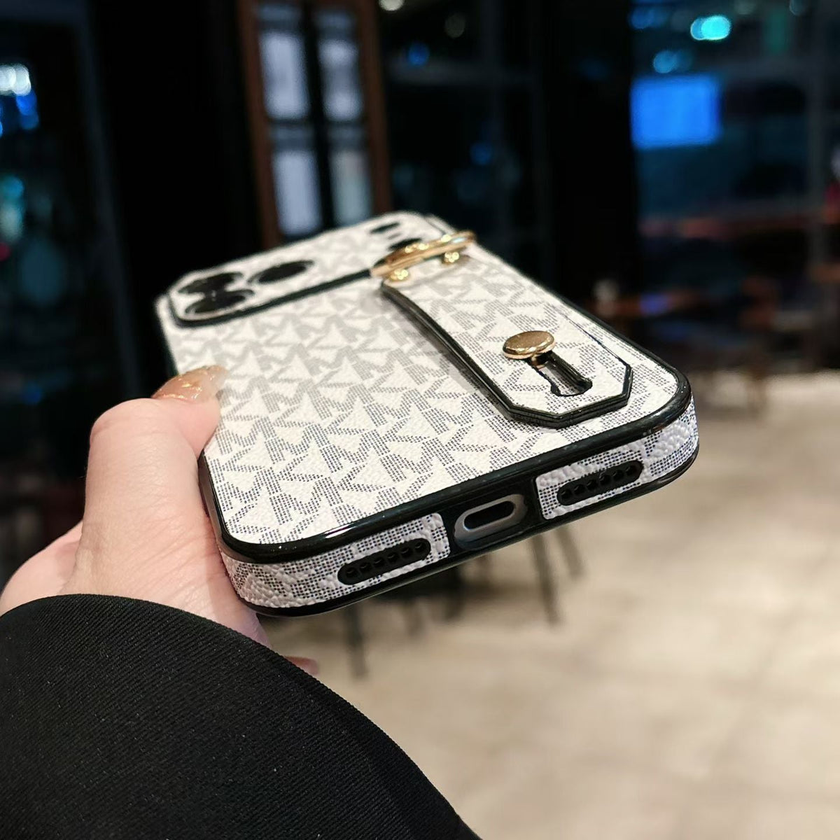 Mk Iphone Case Hand Strap For 13-17 / Pro / Pro Max / Plus / Air