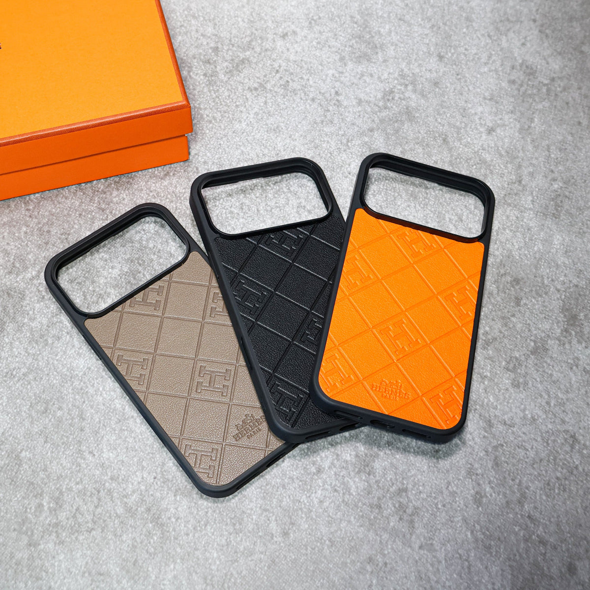 Stamped Leather H Iphone Case For 17 Series